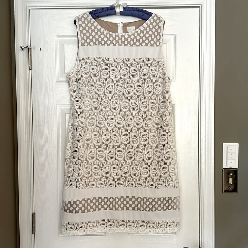 Sleeveless dress